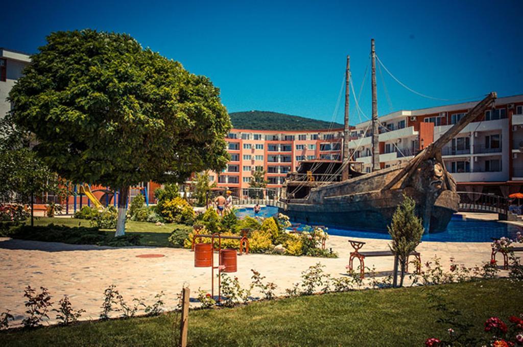 Privilege Fort Beach - Menada Apartments Elenite Ngoại thất bức ảnh