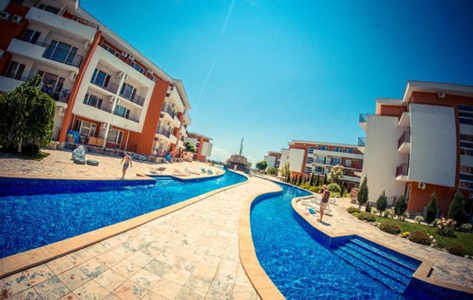 Privilege Fort Beach - Menada Apartments Elenite Ngoại thất bức ảnh