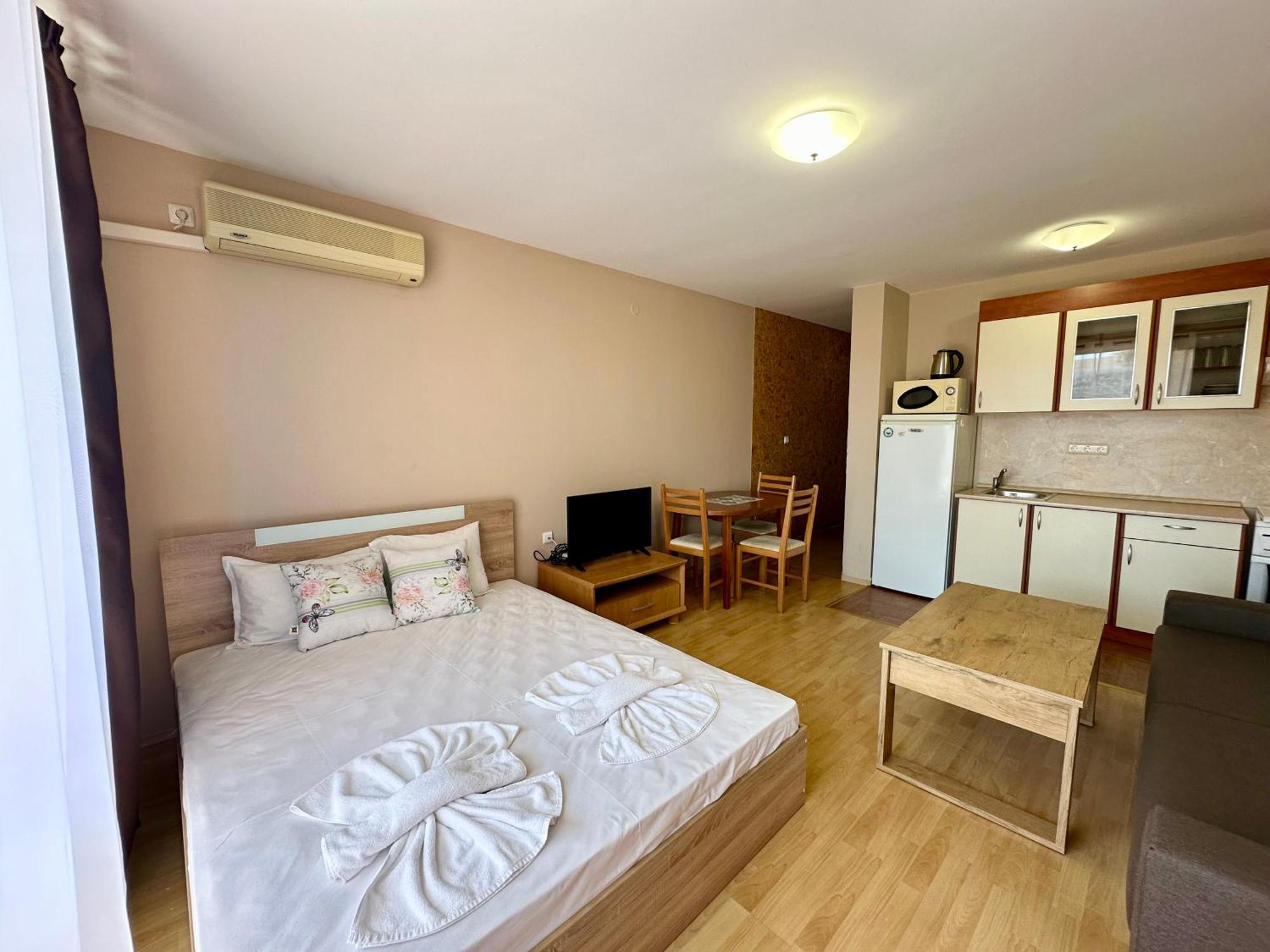 Privilege Fort Beach - Menada Apartments Elenite Ngoại thất bức ảnh
