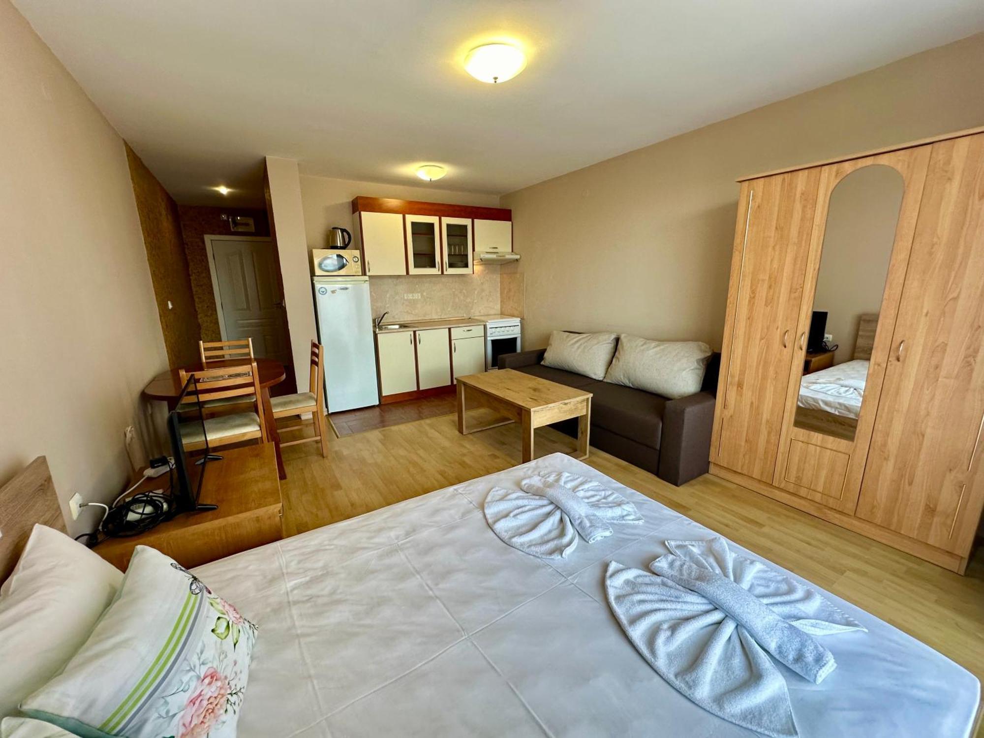 Privilege Fort Beach - Menada Apartments Elenite Ngoại thất bức ảnh