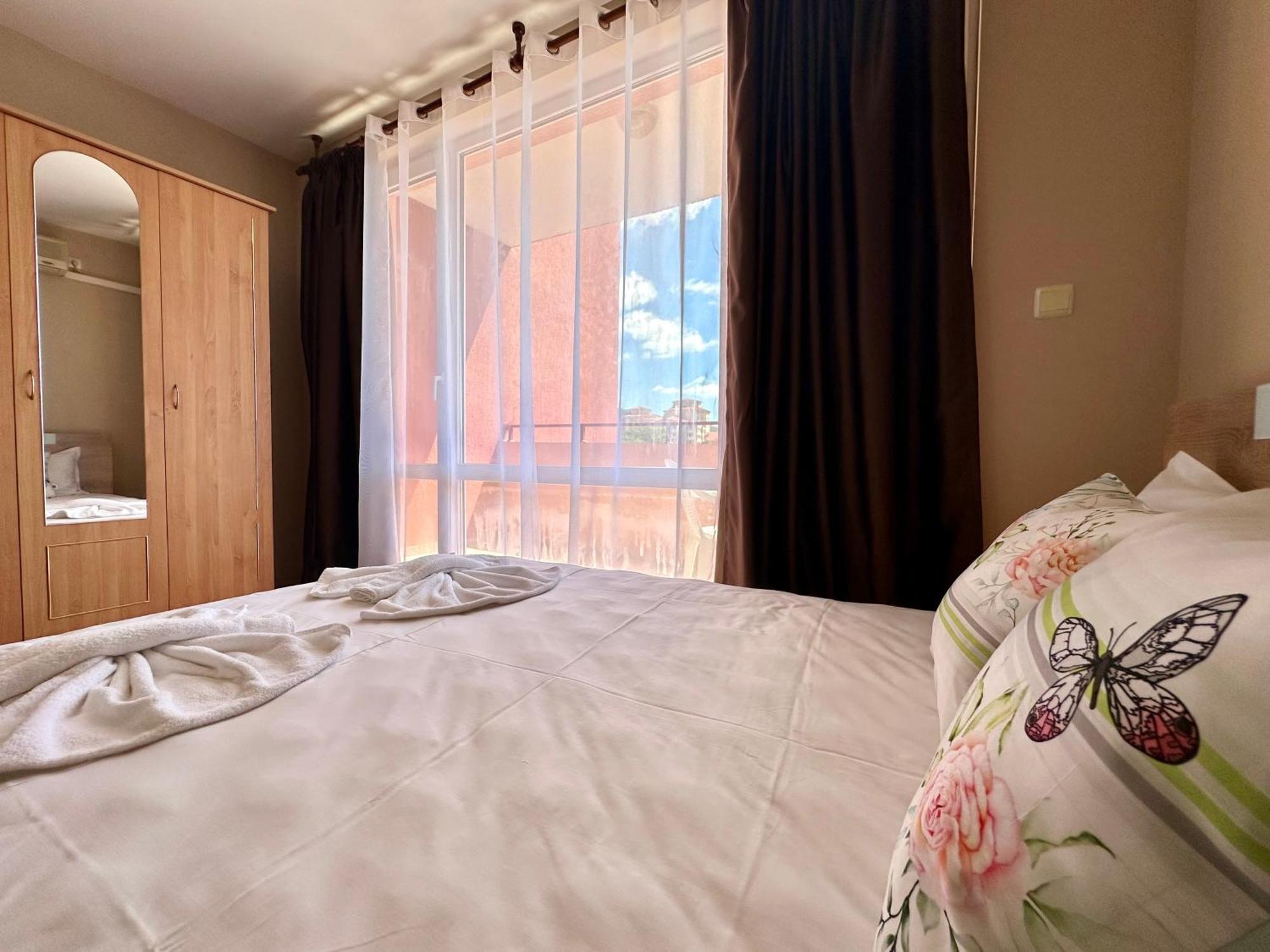 Privilege Fort Beach - Menada Apartments Elenite Ngoại thất bức ảnh